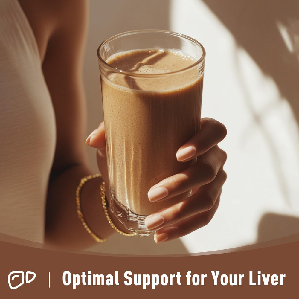 Beautiful smoothie with UNLEASH'D Milk Thistle Powder conveys convenient daily nutrition