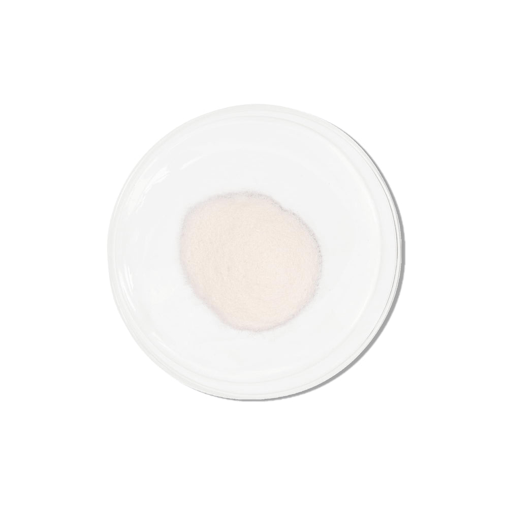 Vida Glow Marine Collagen Powder dissolving in water demonstrates quick mixability.