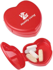 ViT4US heart-shaped pill box red highlights convenient daily supplementation.