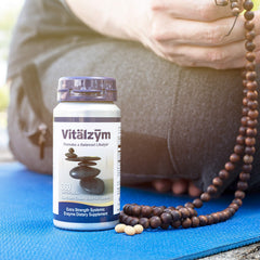VITÄLZYM daily-use capsules close-up ready for routine