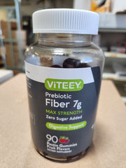 Ingredient panel with naturally sourced flavors on Viteey gummies.