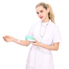 Vivolight Vein Viewer Pro LED illumination enhances vein localization in low light