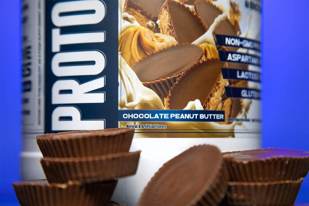 Shaker-mix friendly ProtoLyte powder mixes easily with liquids.