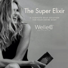 Close-up of a morning shake featuring WelleCo The Super Elixir and fresh ingredients