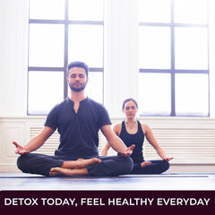 Wellgenix Omni Detox bottle with fresh fruit accents suggesting natural flavor infusion.