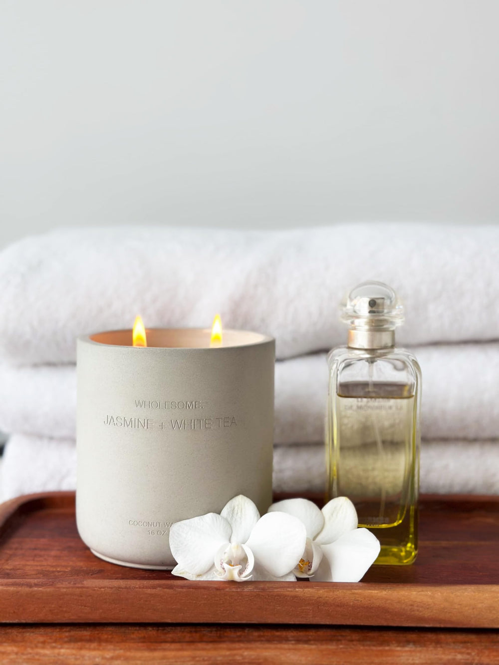 WHOLESOME coconut wax vegan candle packaging is eco-friendly and stylish.