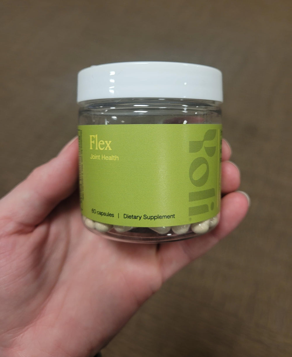 Yoli Flex capsules closeup highlighting glucosamine and chondroitin benefits.