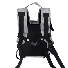 Water-resistant fabric helps protect the G3 unit in light rain or mist.